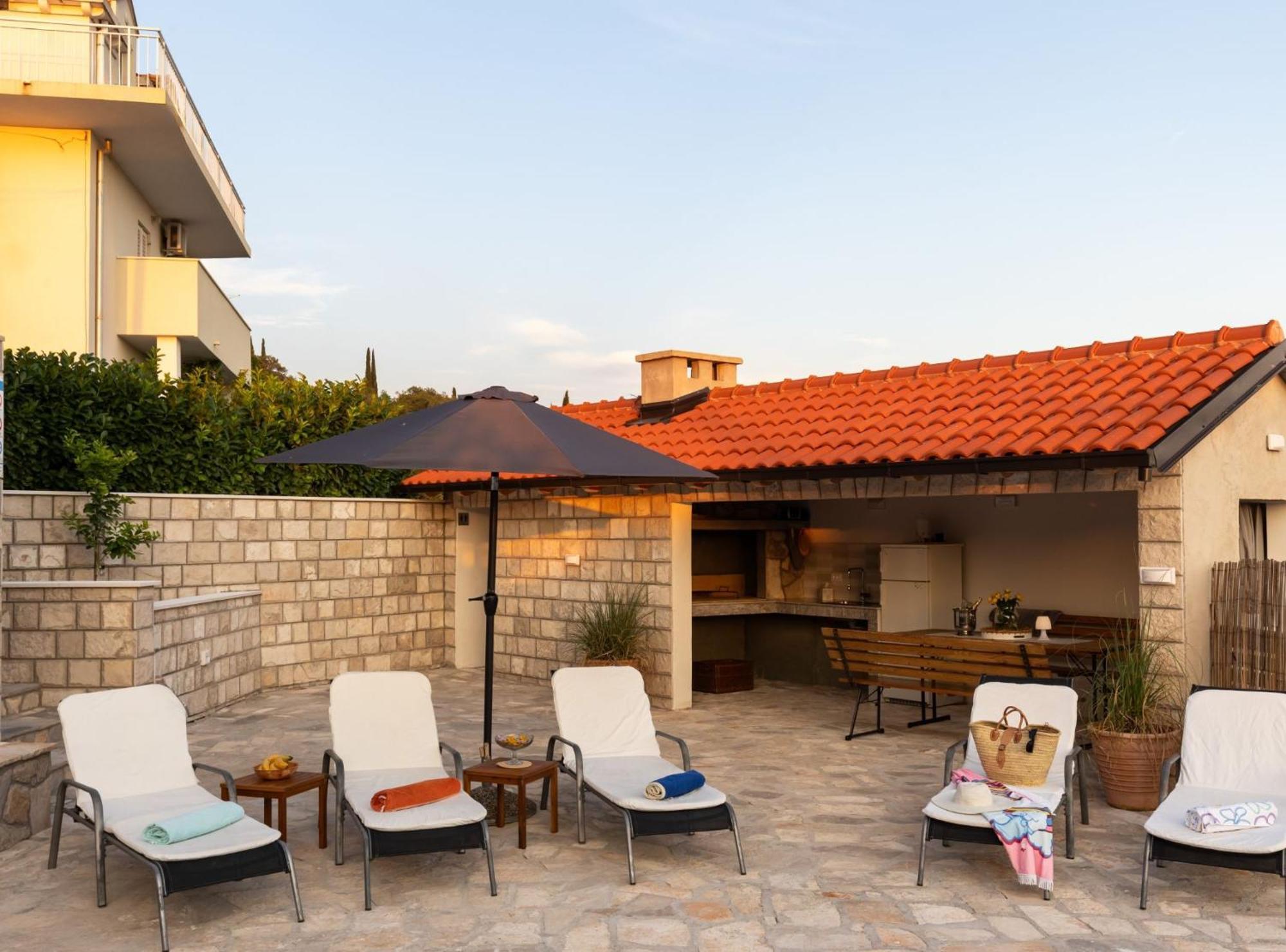 Villa Source With Private Pool Pridvorje Zewnętrze zdjęcie